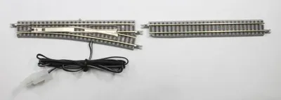 Produktbild von Rokuhan E-Weiche rechts R490-13° 110 mm + Gleis gerade 110 mm