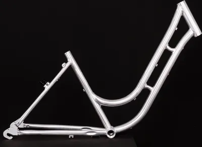 Produktbild von 28 Zoll Alu Damen Fahrrad Rahmen City Bike Classic Vintage Retro frame Rh 45cm roh unlackiert Naben Schaltung