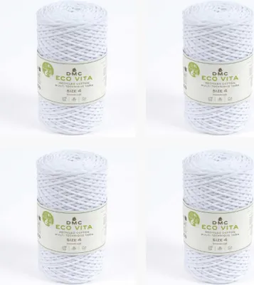 Image de 4 pelotes de fil DMC Eco Vita-4, un fil de coton recyclé épais (4 mm) composé de 80 % de coton et de 20 % de polyester (couleur 100)