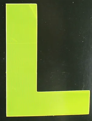 Produktbild von Conacord Reflektierender Klebebuchstabe L gelb 80 mm