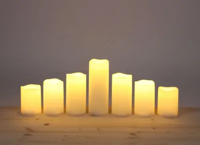Image de Set de bougies LED avec lumière vacillante 7 pièces