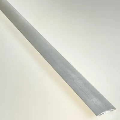 Obrázek produktu pro Übergangsprofil Aluminium selbstklebend 900mm silber