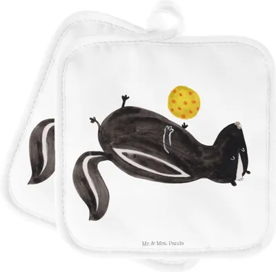 Produktbild von Mr. & Mrs. Panda Topfuntersetzer Stinktier Ball - Weiß - Geschenk, topfhalter, Topflappen, Raubtier, Set, Weisheit, Stinker, Doppel, Kochlappen, Skunk, Wildtier