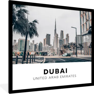 Produktbild von MuchoWow® Gerahmtes Poster Dubai - Straße - Skyline 40x40 cm - Poster mit Schwarzem Bilderrahmen Wandposter Rahmen Foto Bilder - Mit Rahmen - Wanddekoration Schlafzimmer