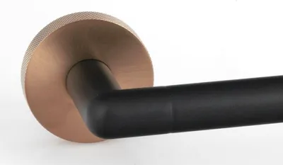 Immagine prodotto di LARISSA portasalviette 600 mm, nero/rame opaco