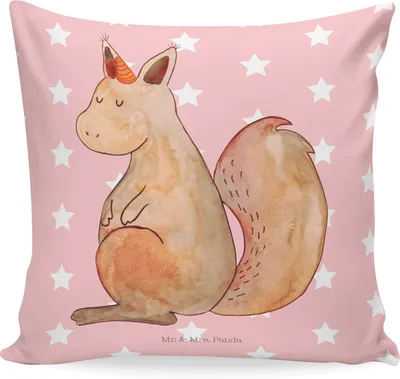 Produktbild von Mr. & Mrs. Panda Sofa Kissen Einhorn Glauben - Rot Pastell - Geschenk, Zierkissen, Einhörner, Einhörnchen, Polster, Dekokissen, Eichhorn, Eichhörnchen, Unicorn
