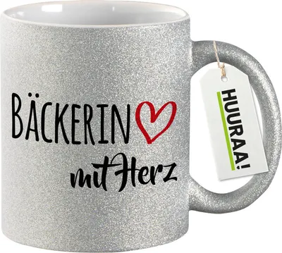 Produktbild von Huuraa Glitzertasse Bäckerin mit Herz 330ml Silber Keramik Kaffeebecher Geschenkidee