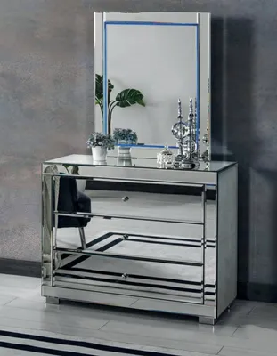 Produktbild von Eleganter Schminktisch mit praktischem Design und viel Ablagefläche