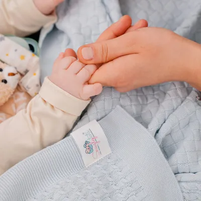 Image de Couverture Bébé Coton Snuglytots Tressée Bleu 90x100