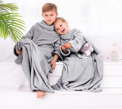 Zdjęcie produktu dla Koc z rękawami Lazy 90x105 Srebrny DecoKing