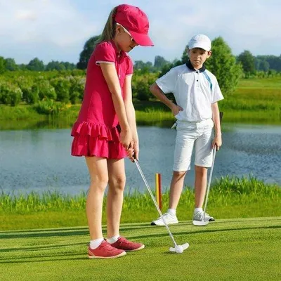 Produktbild von Famanu Golfputterset mit Rückgabemechanismus - Tragetasche, Putter und Zielhalter
