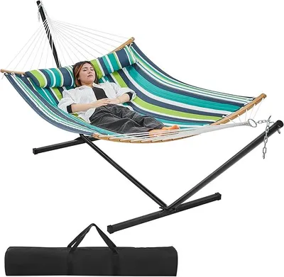 Imagen del producto de Hamaca con estructura y cojín/soporte, capacidad de hasta 216 kg, con diseño de rayas verdes
