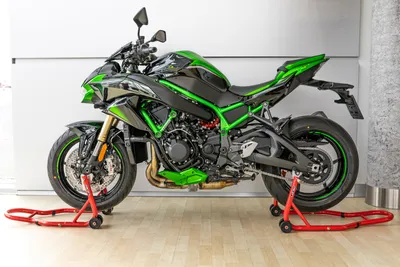 Produktbild von Parzini Motorradständer / Montageständer Set Vorne + Hinten Strada, rot mit gummierter und V- Aufnahme