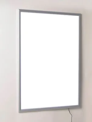 Produktbild von update displays LED-Leuchtrahmen Economy silber DIN A1