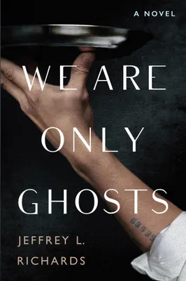 Produktbild von We Are Only Ghosts