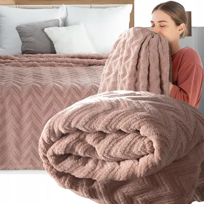 Produktbild von Eurofirany Wohndecke 200x220 cm weich flauschig Fischgrät