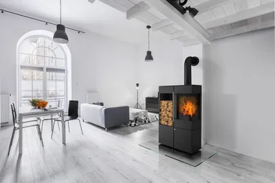 Produktbild von Kaminofen Olsberg IPALA SMART Compact 5 kW Türanschlag Links Ofen Holzofen : Ohne Zubehör