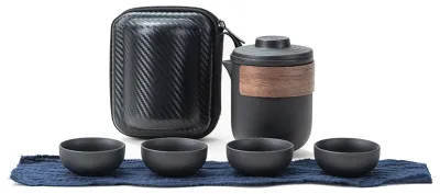 Zdjęcie produktu dla Zestaw podróżny do parzenia herbaty, przenośny, ognioodporny mini dzbanek ceramiczny, zaparzacz do herbaty do użytku na zewnątrz, z torbą do przechowywania, czarny dzbanek, 4 filiżanki