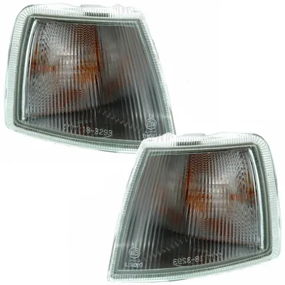 Produktbild von TYC Frontblinker Set für Opel Vectra A 1988 - 1992 weiß vorne