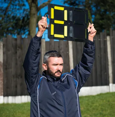 Produktbild von Precision Auswechseltafel Fußball schwarz mit Tragetasche - Nummerntafel