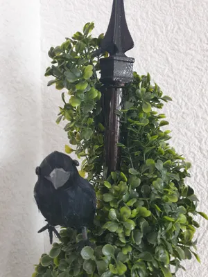 Produktbild von Fu54723 schwarz Kleiner Deko Rabe mit Federn