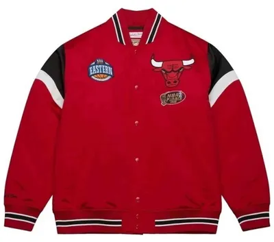Produktbild von Mitchell & Ness NBA Heavyweight Satin Jacke Chicago Bulls red M