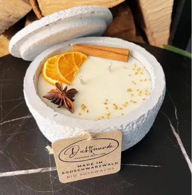 Immagine prodotto di Set di candele in cemento 4x grigio cemento "Grey Cinnamon" - Candela profumata
