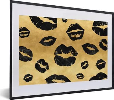 Produktbild von MuchoWow® Gerahmtes Poster Muster - Kuss - Gold - Schwarz 40x30 cm - Poster mit Schwarzem Bilderrahmen Wandposter Rahmen Foto Bilder - Bilderrahmen - Poster im Rahmen