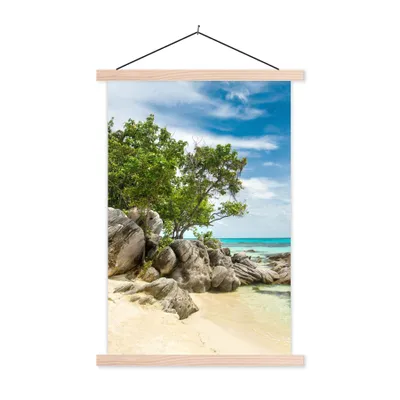 Produktbild von MuchoWow® Textilposter Strand - Steine - Meer - Sommer 40x60 cm mit holzfarbenen Rahmen - Poster