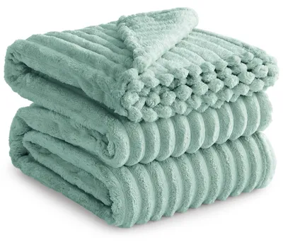 Productafbeelding van Fleece Dekentje voor Sofa en Bed 220 x 240 cm