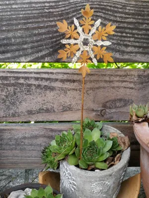 Produktbild von Topfstecker Schneeflocke Haunani, Goldglitzer