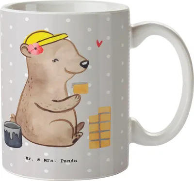 Produktbild von Mr. & Mrs. Panda Kaffeebecher Maurerin Herz - Grau Pastell - Geschenk, Kaffeetasse, Handwerkerin, Tasse, Becher, Teetasse, schöne, Gesellenprüfung