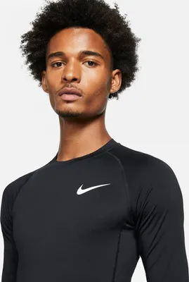 Zdjęcie produktu dla Nike Compression M DD1990-010 Koszulka termiczna z długim rękawem Pullunder Nike Größe: M (178 cm),