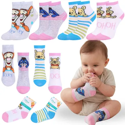 Produktbild von Winnie Puuh Socken-Set, druckfreie lange Babysocken, 4 Paar, 15-18 EU