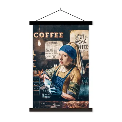 Produktbild von MuchoWow® Textilposter Mädchen mit Perlenohrring - Bearbeitetes Gemälde - Barista - Vermeer - Kaffee - Cappuccino 40x60 cm mit schwarzem Rahmen - Wanddekorationen