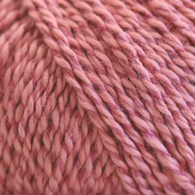 Produktbild von Rellana Sommergarn Saskia 77% Baumwolle/23% Seide,50g/120m,seidig glänzend, 33 erika