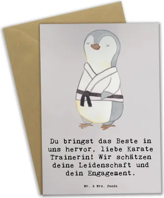 Produktbild von Mr. & Mrs. Panda Klappkarte Karate Trainerin - Grau Pastell - Geschenk, kommunionskarte, weihnachtskarten, Kampfkunst, Hingabe, Glückwunschkarte, Danksagung, Sportart