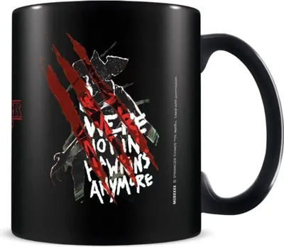 Immagine prodotto di Kubek PYRAMID Stranger Things "Not in Hawkins" 315ml – Oficjalny Produkt