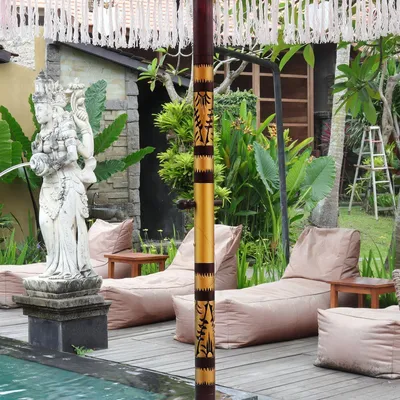 Produktbild von Original Balinesischer Sonnenschirm Bali Schirm Creme 185 cm Model Lauren