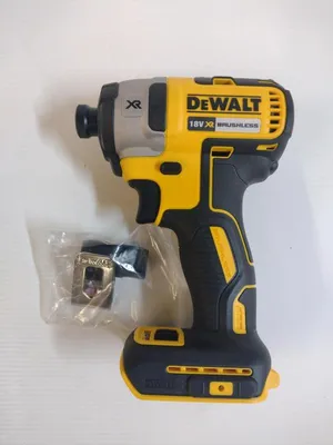 Produktbild von DeWALT DCF887N-XJ Akku-Schlagschrauber (bl) 400 Watt, 18V, 1/4" Innensechskant, M12, ohne Akku
