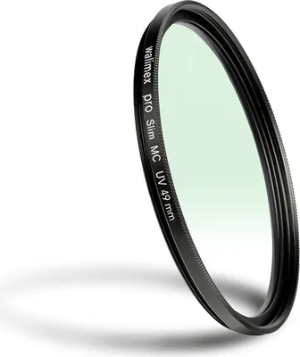 Produktbild von Walimex pro UV-Filter Slim MC 49mm - Schutz vor UV-Strahlen und Verschmutzung, Hochwertige Mehrschichtvergütung, mit äußerst dünner, gering auftragender Metallfassung, Inkl. Schutzhülle