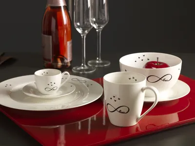 Produktbild von Ritzenhoff & Breker Zauberwerk 'Infinity' Espresso-Untertasse Ø 13 cm, weiß/schwarz; 56426