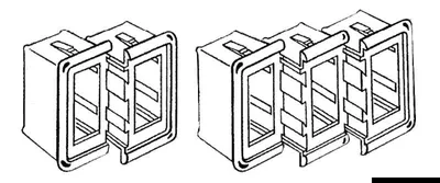 Immagine prodotto di Cornice in plastica per interruttore singolo bianco, 1 pezzo