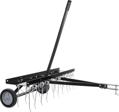 Produktbild von Wiltec vertikutátor 100 cm pro sekačky s pojezdem, provzdušňovač trávníku s ocelovými pružinami pro travní traktory, vertikutátor pro provzdušňování trávníků a jako odstraňovač mechu