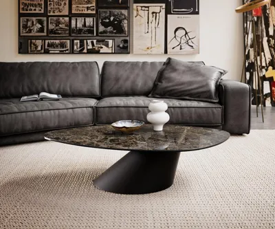 Produktbild von DELIFE Couchtisch Edge Organisch 140x76 cm Keramik Emperador Extra Lucidato Dunkelbraun Conis Metall Schwarz