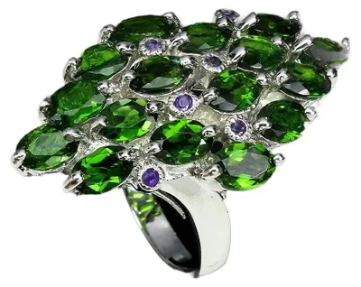 Produktbild von Ring aus 925er Silber mit Diopsid- und Amethyststeinen, Größe 16