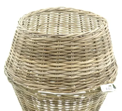 Produktbild von VAN DER LEEDEN Abdeckung für Weihnachtsbaumständer aus Rattan Grau Ø 60 cm
