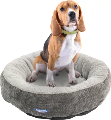 Produktbild von Hundebett Balmoral · Grau · M · 65 x 65 x 20 cm