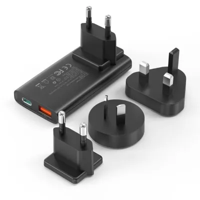Zdjęcie produktu dla Choetech PD6011 PD65W GaN Mini ładowarka podróżna USB-A + USB-C czarna