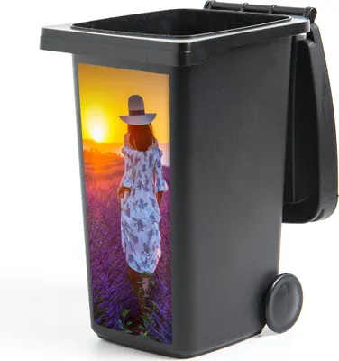 Produktbild von MuchoWow® Mülltonnenaufkleber Frau - Lavendel - Sonnenuntergang 38x80 cm - Behälteraufkleber - Mülleimer-Aufkleber - Container-Aufkleber